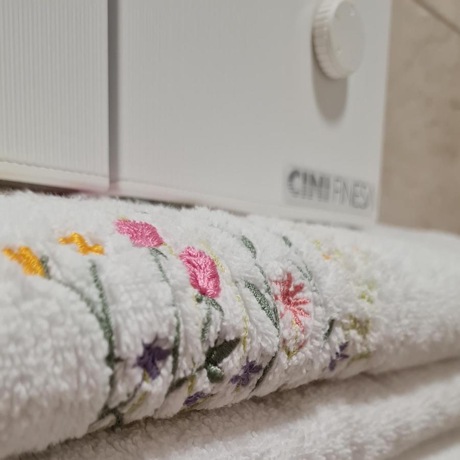 Apartman Tim Lux 1 Vrnjačka Banja エクステリア 写真