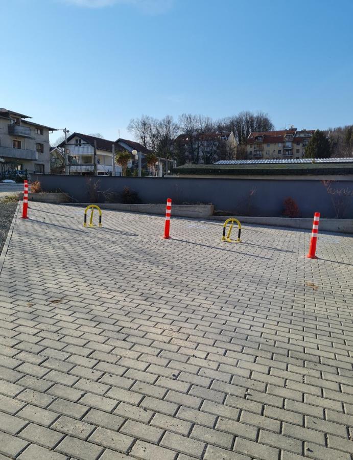 Apartman Tim Lux 1 Vrnjačka Banja エクステリア 写真