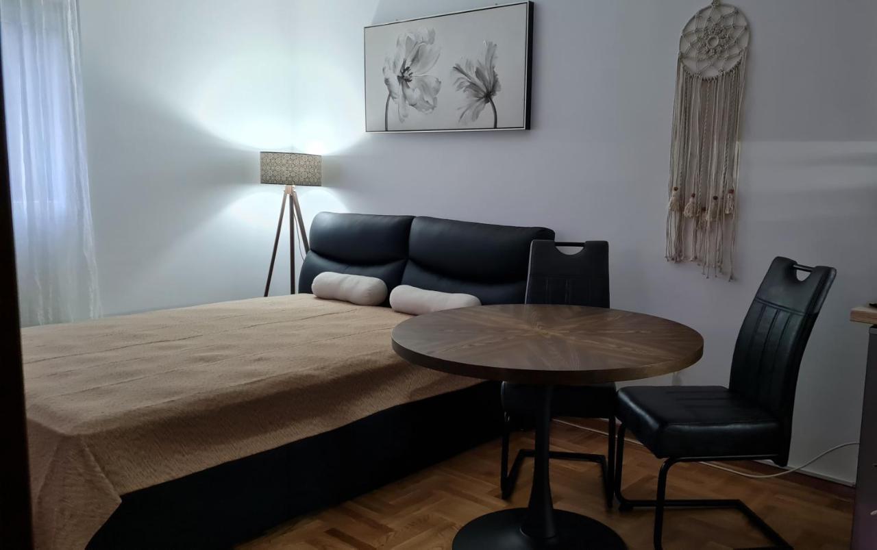 Apartman Tim Lux 1 Vrnjačka Banja エクステリア 写真