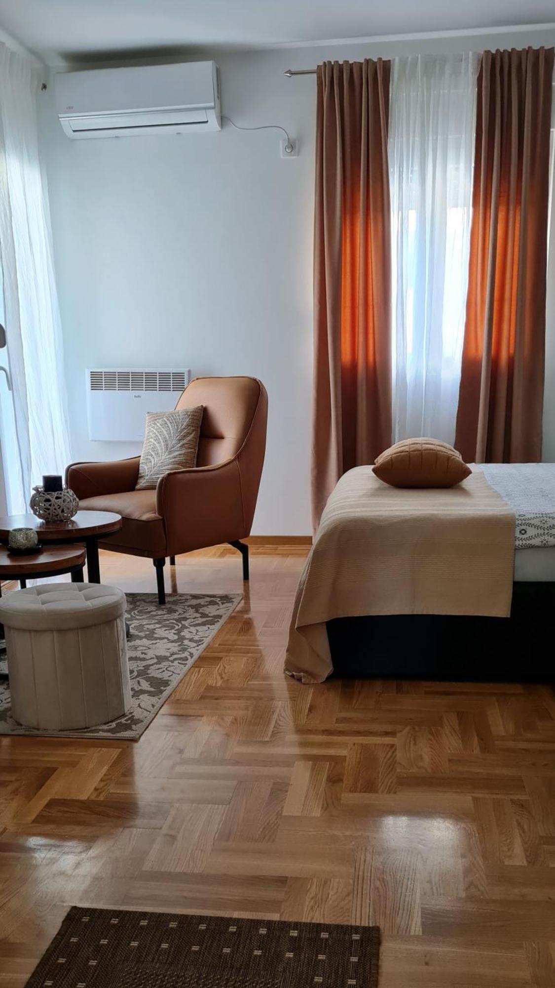 Apartman Tim Lux 1 Vrnjačka Banja エクステリア 写真